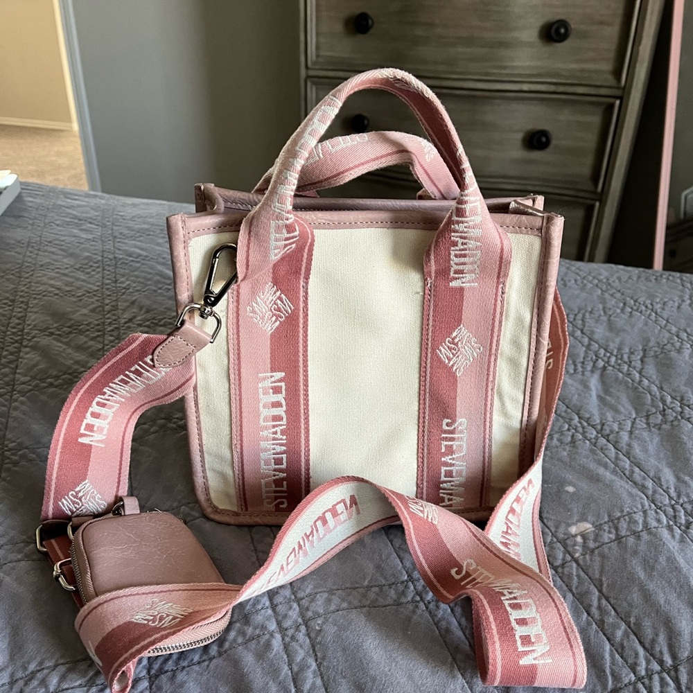 Steve Madden viral bag